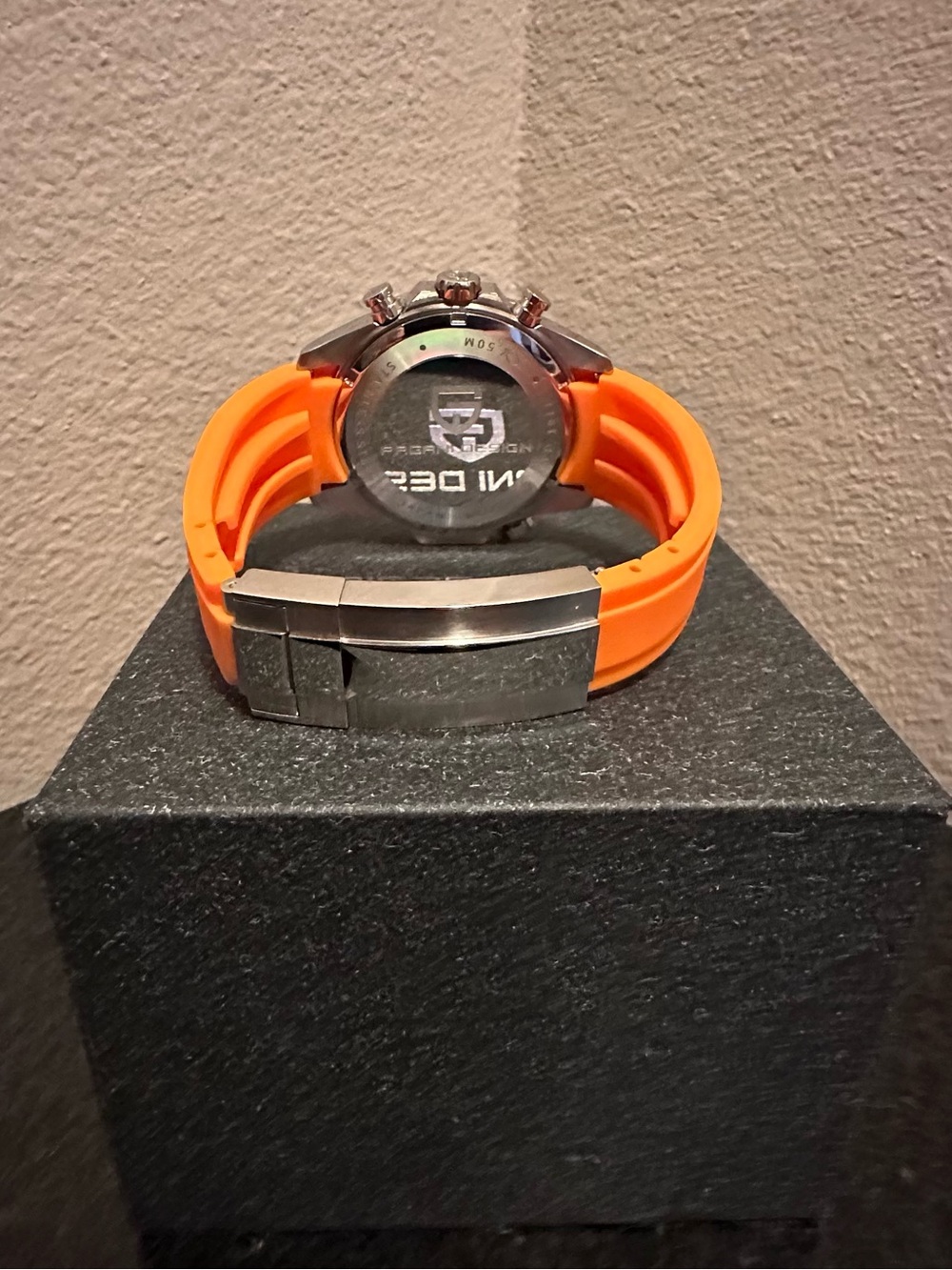 Pagani Design PD-1811 Men’s Chronograph Watch | New | Extra Orange Silicone Band - Picture 7 of 8